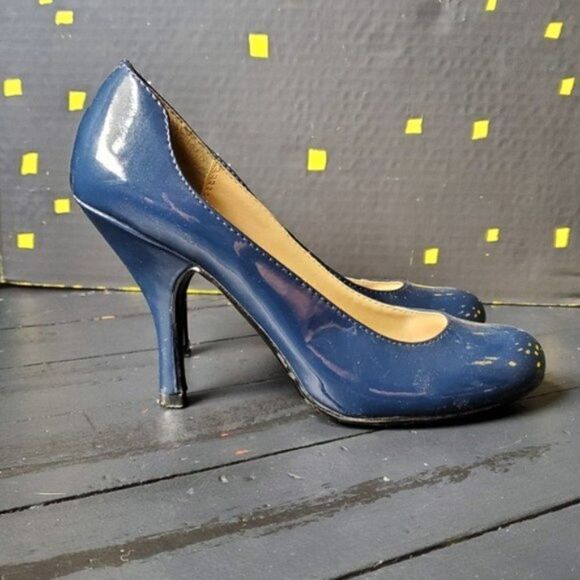 Chinese Laundry Blue Heels - Picture 5 of 8